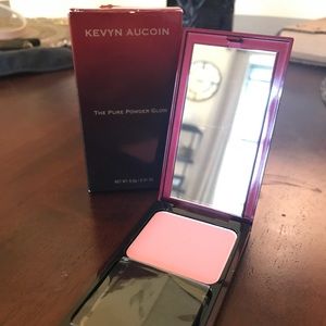 Kevyn Aucoin - The Pure Powder Glow